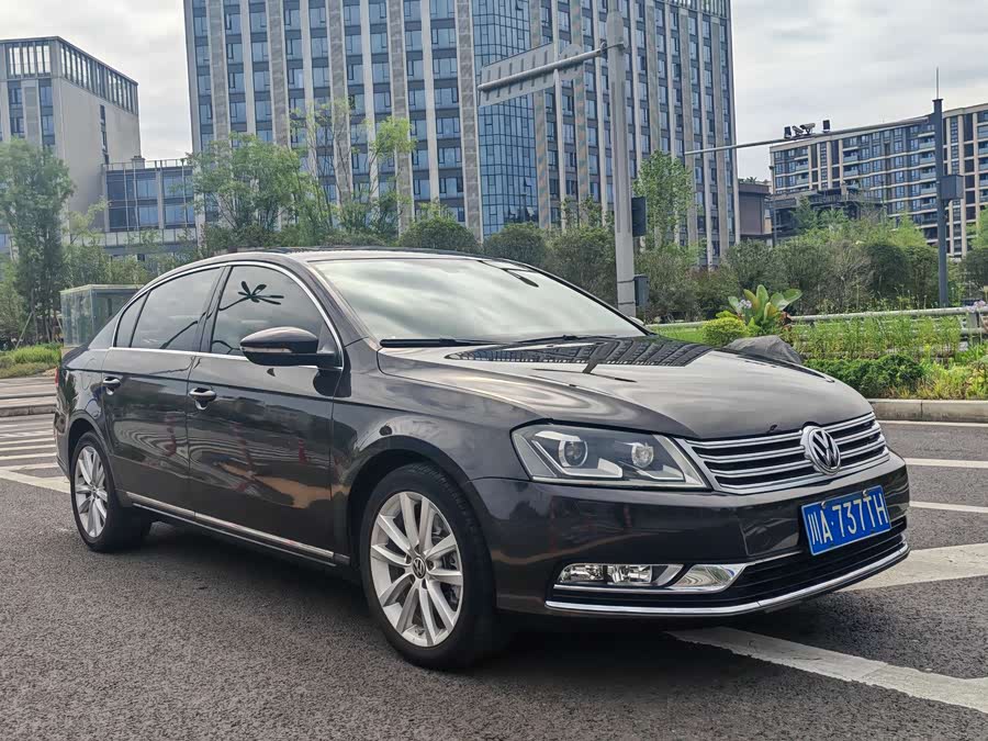 Volkswagen Magotan 2012