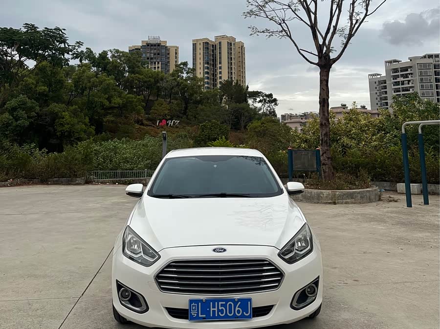 Ford Forrest 2015
