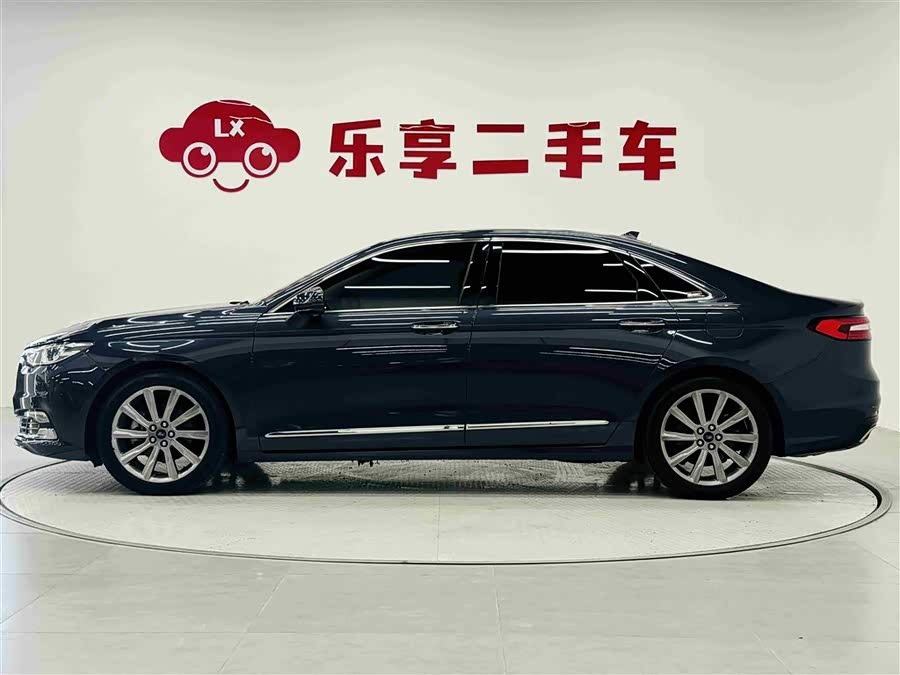 Ford Taurus 2019