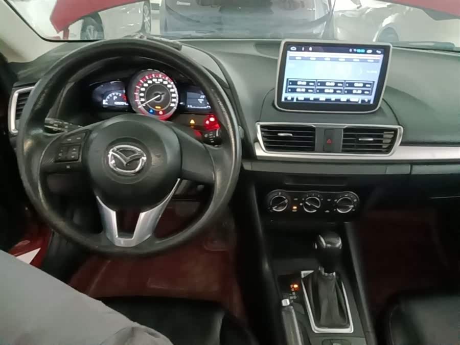 Mazda 3 Angkesela 2016 — фото 10