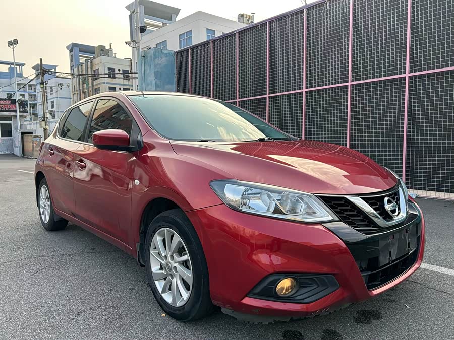 Nissan Tiida 2016