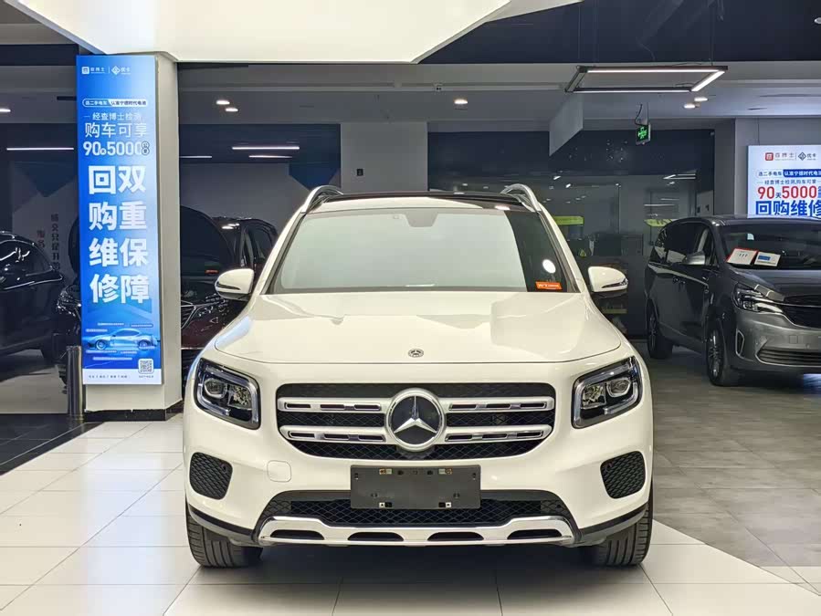 Mercedes-Benz GLB 2021
