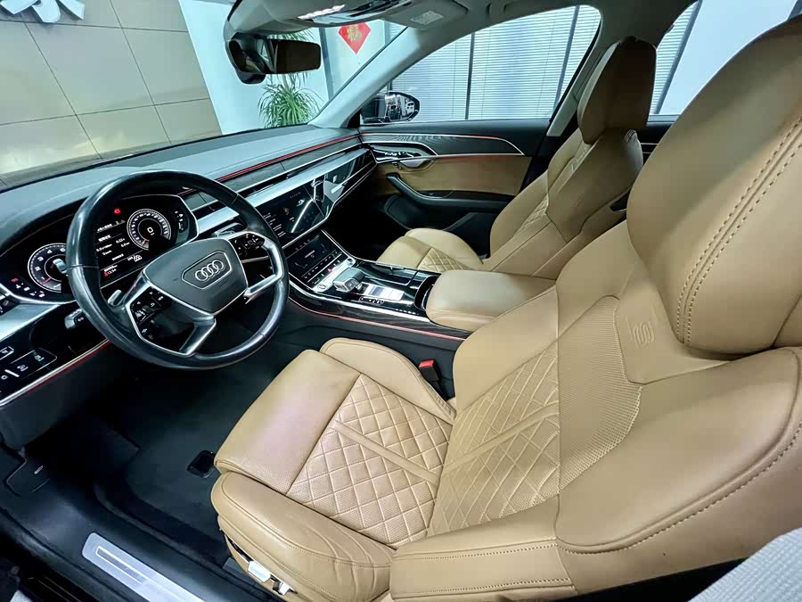Audi A8 2022