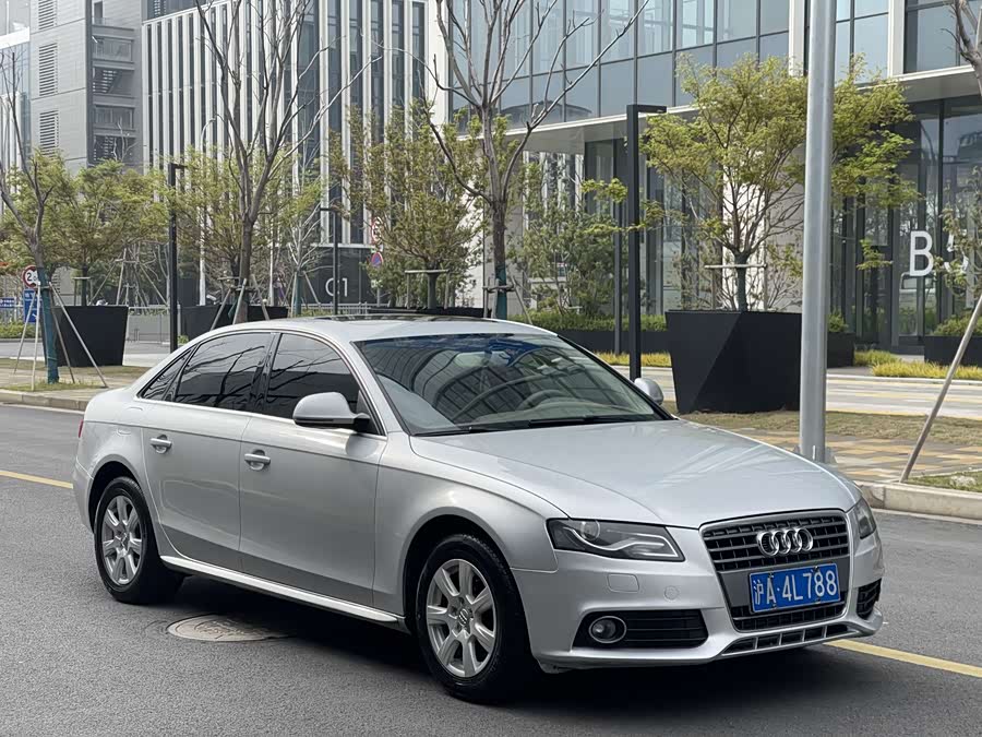 Audi A4L 2010