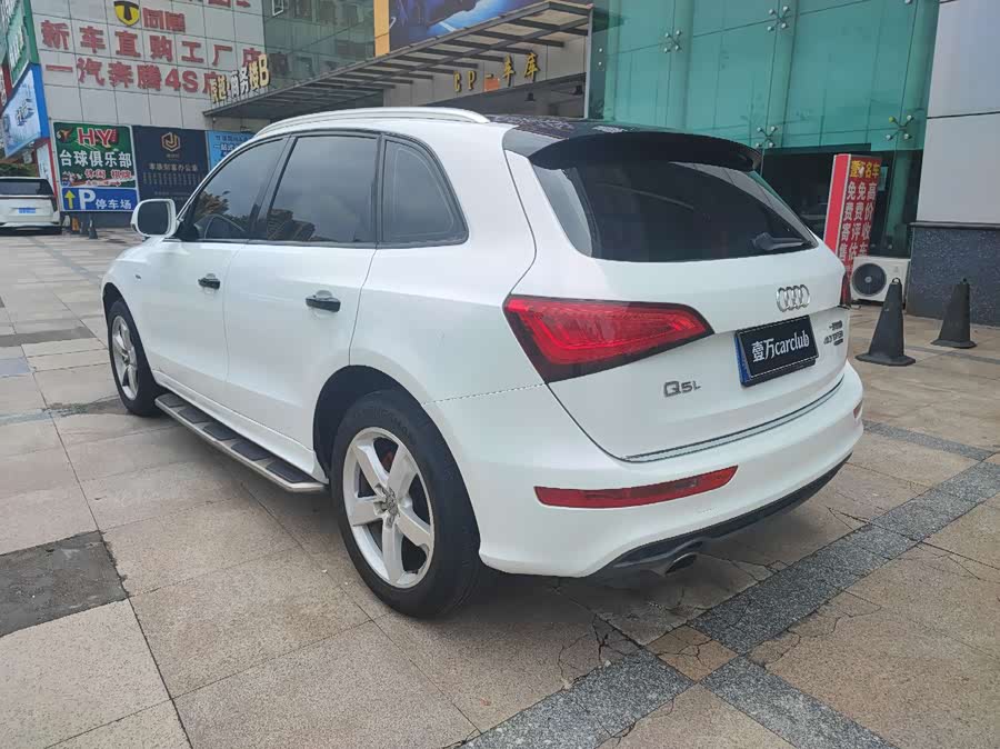 Audi Q5 2018 — фото 12
