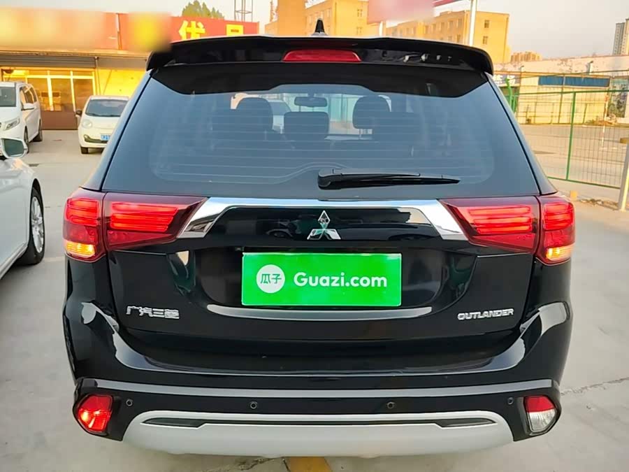Mitsubishi Outlander 2021