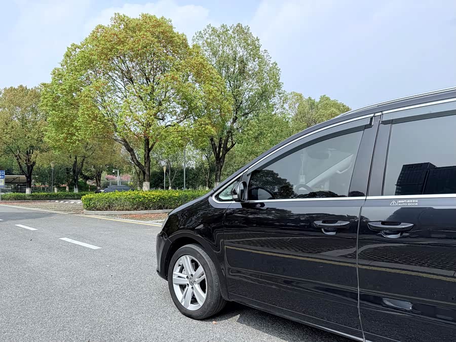 Volkswagen Sharan 2016 — фото 14