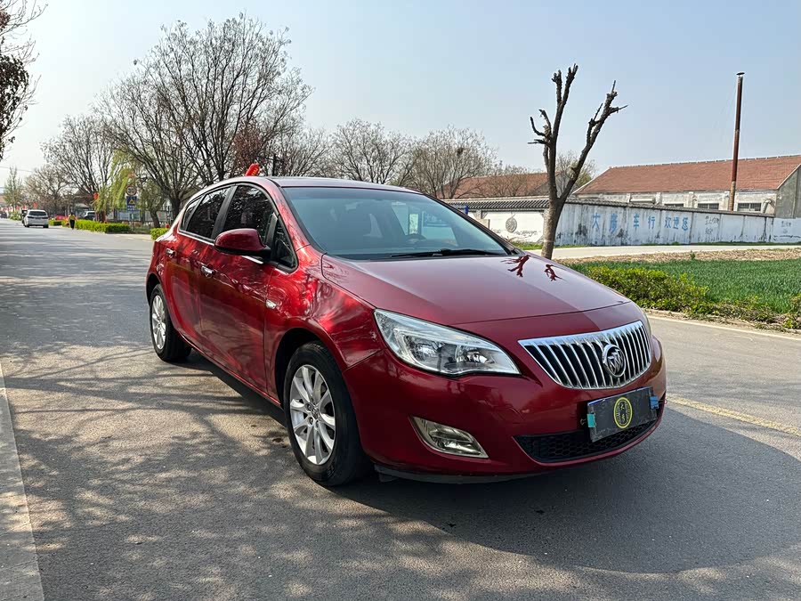 Buick Excelle 2013