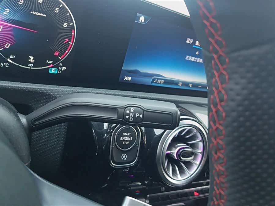 Mercedes-Benz A-Class 2023 — фото 16