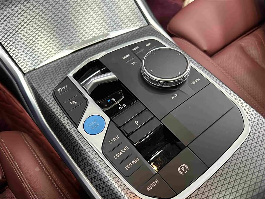BMW i3 2024 — фото 14