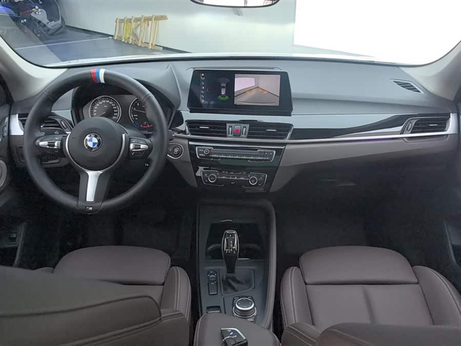 BMW X1 2022 — фото 12