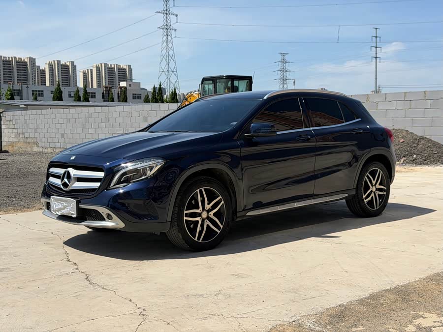 Mercedes-Benz GLA 2016