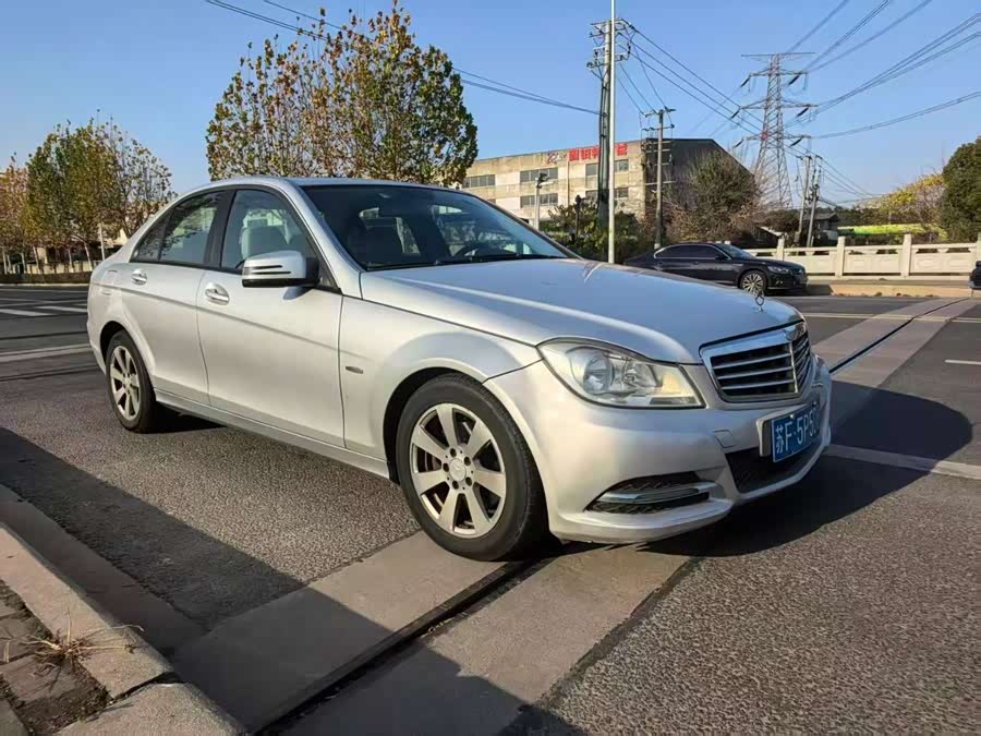 Mercedes-Benz C-Class 2011