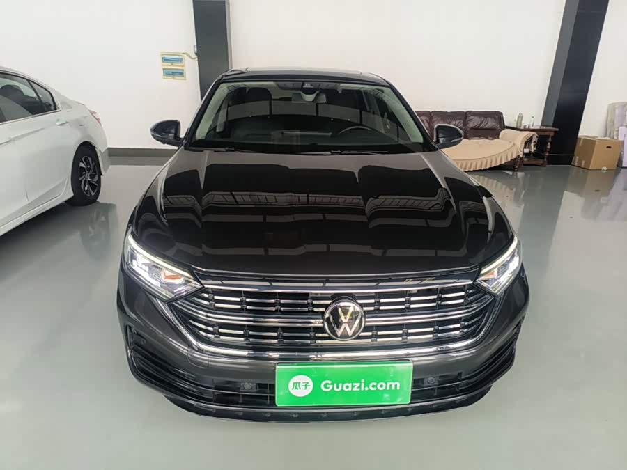 Volkswagen Sagitar 2023