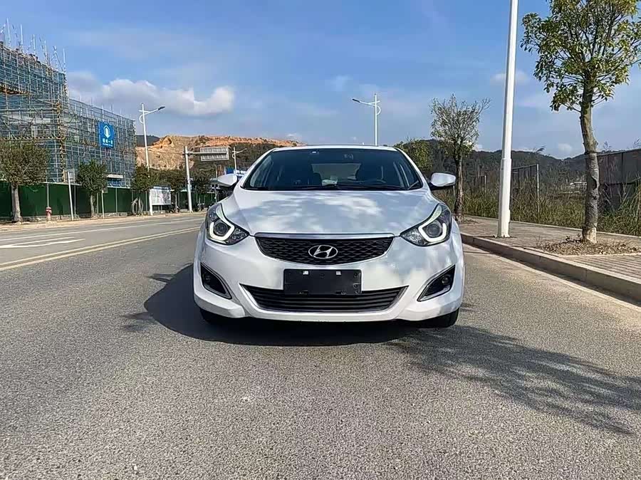 Hyundai Elantra 2016