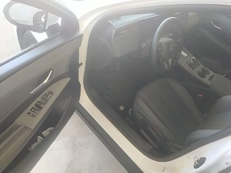 BYD Qin PLUS 2025 — фото 16