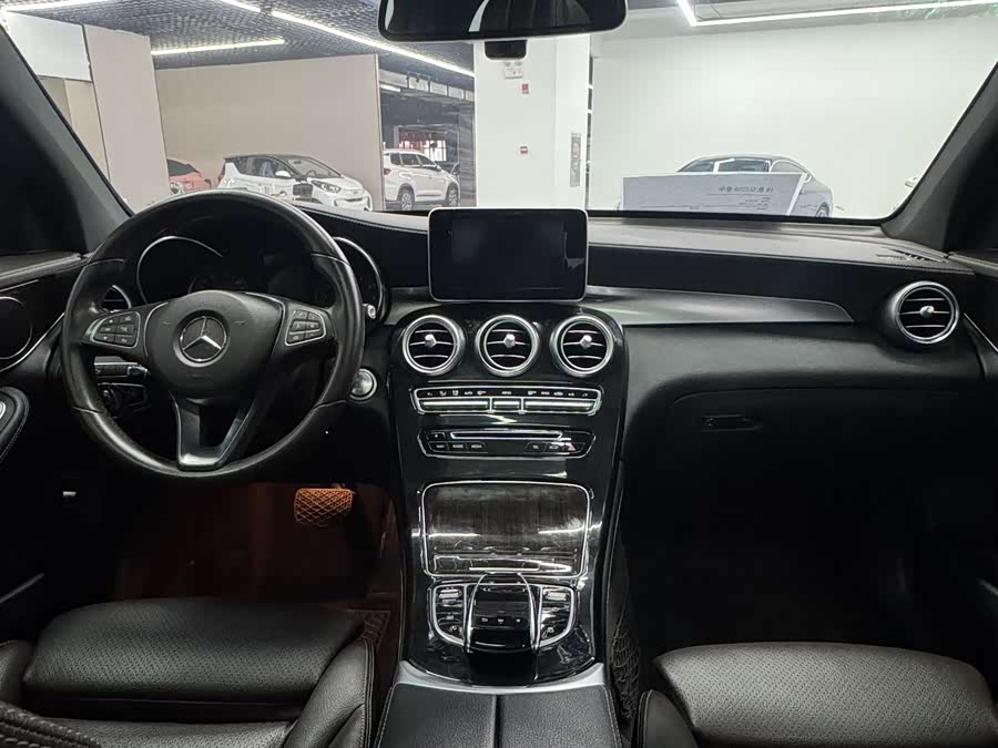 Mercedes-Benz GLC 2018