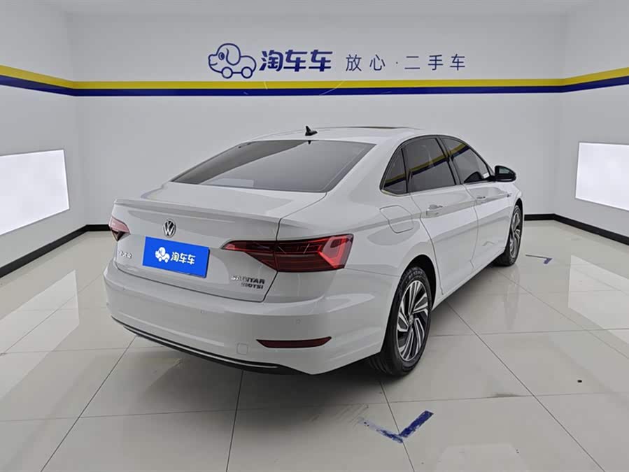 Volkswagen Sagitar 2021