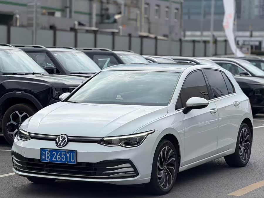 Volkswagen Golf 2023