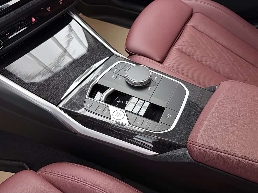 BMW 3 Series 2023 — фото 11