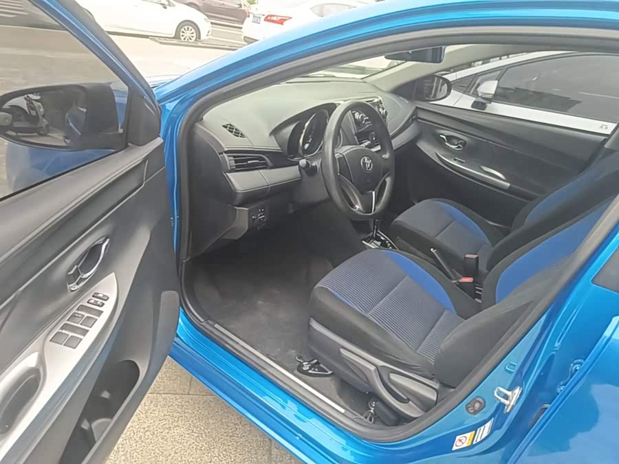 Toyota Yaris L 2016 — фото 16