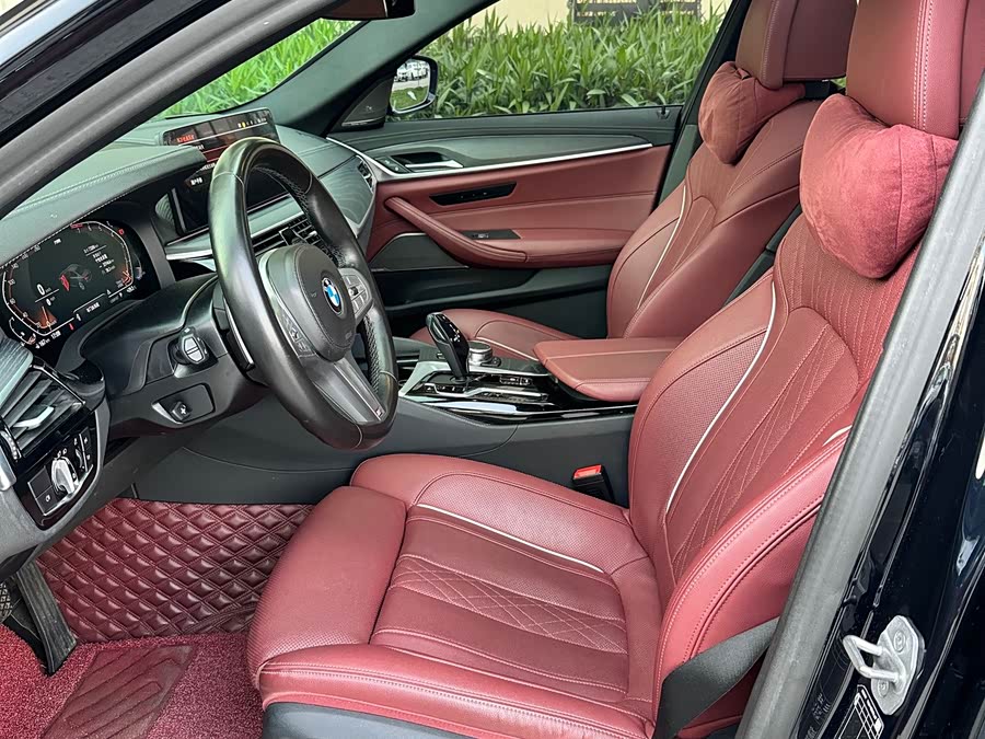 BMW 5 Series 2023