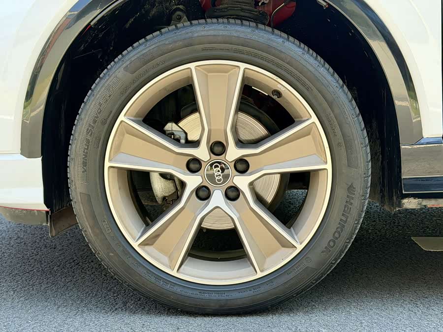 Audi Q2L 2022