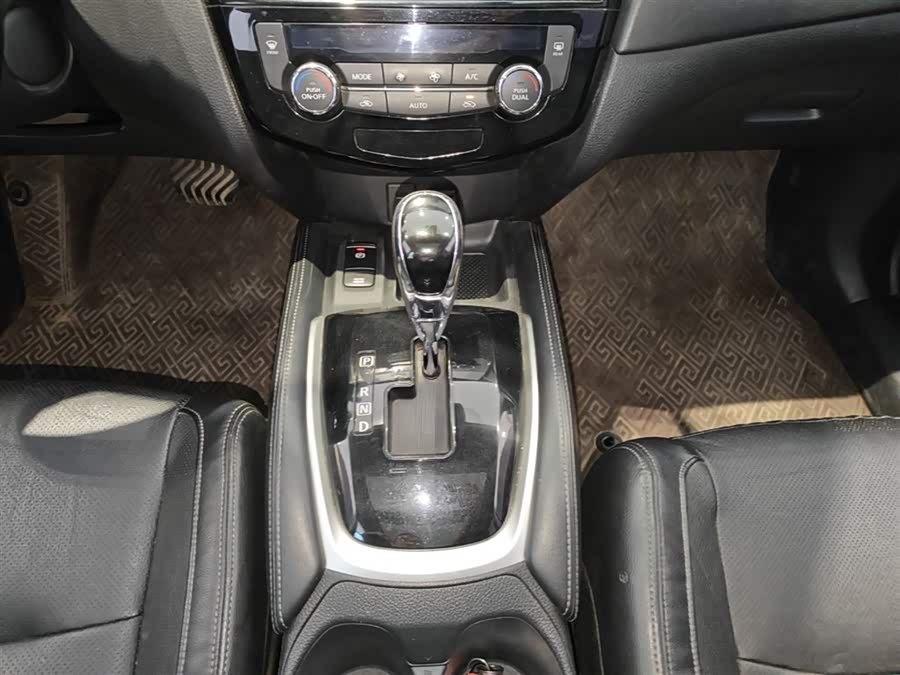 Nissan X-Trail 2020 — фото 14