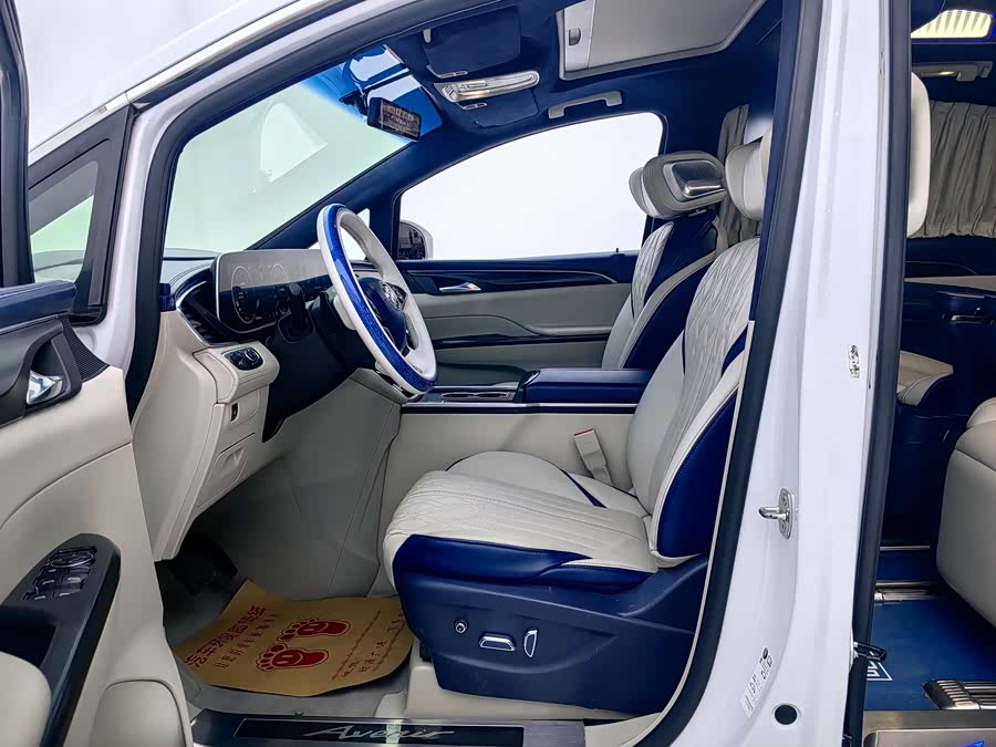 Buick GL8 2021