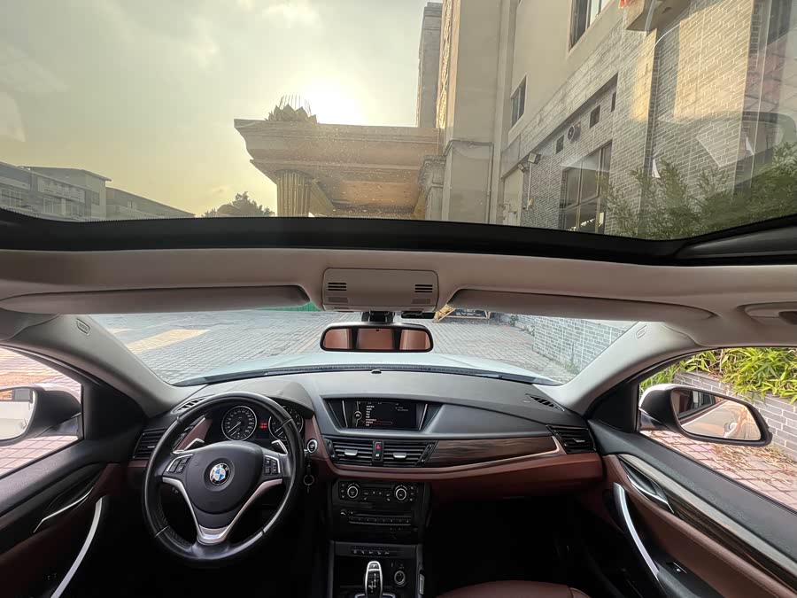 BMW X1 2014 — фото 15