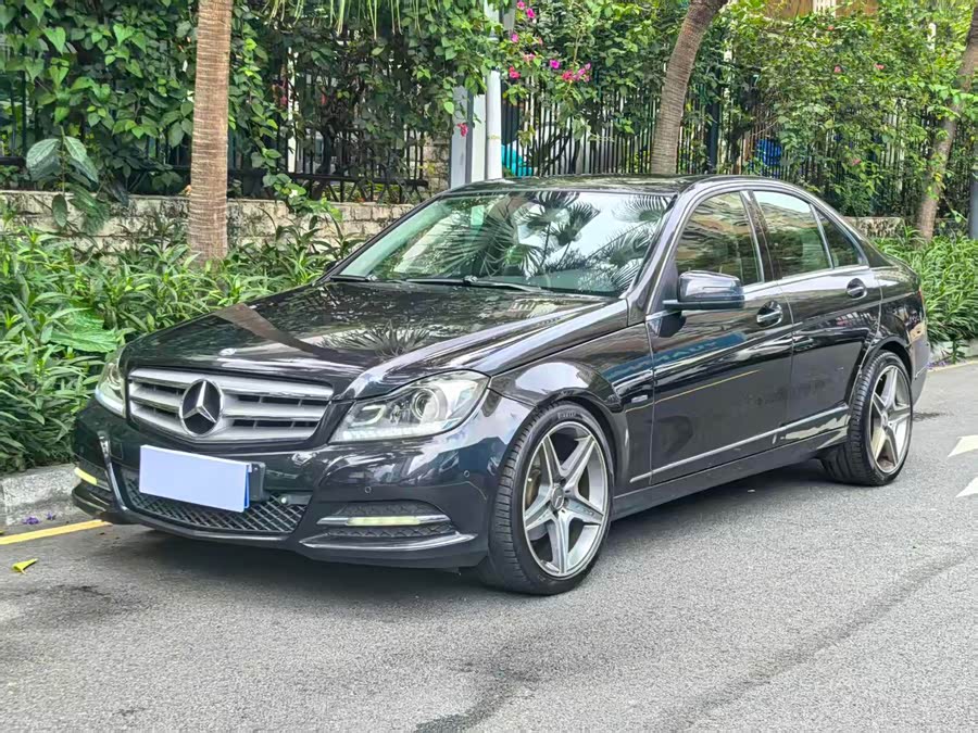 Mercedes-Benz C-Class 2011
