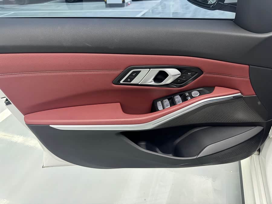 BMW i3 2024 — фото 12