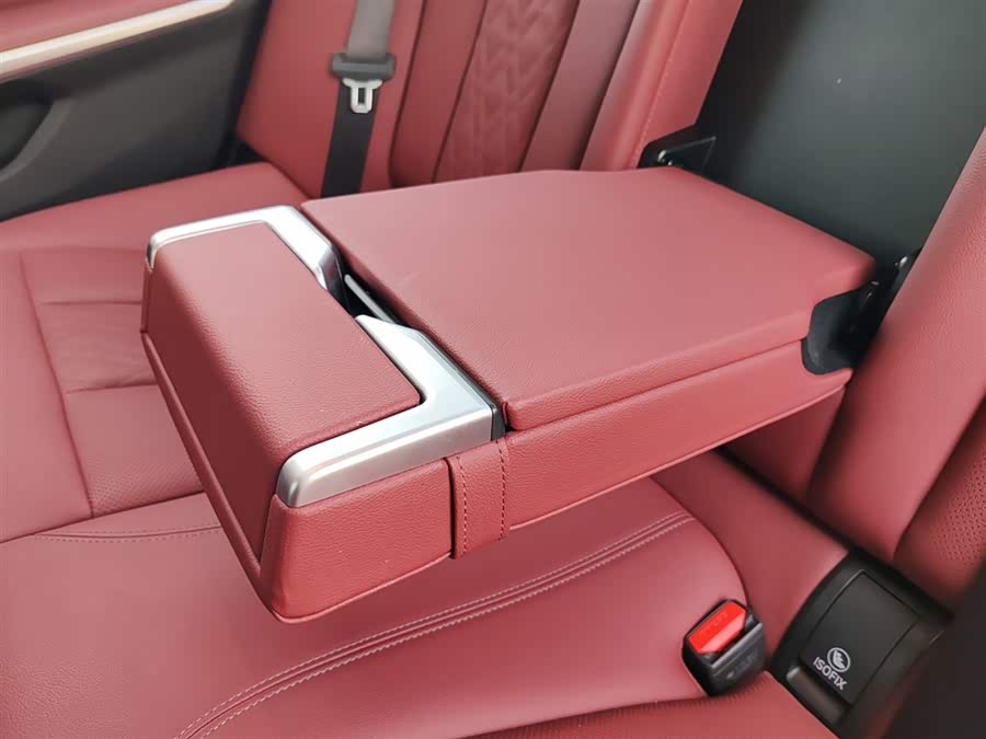 BMW 3 Series 2025 — фото 19