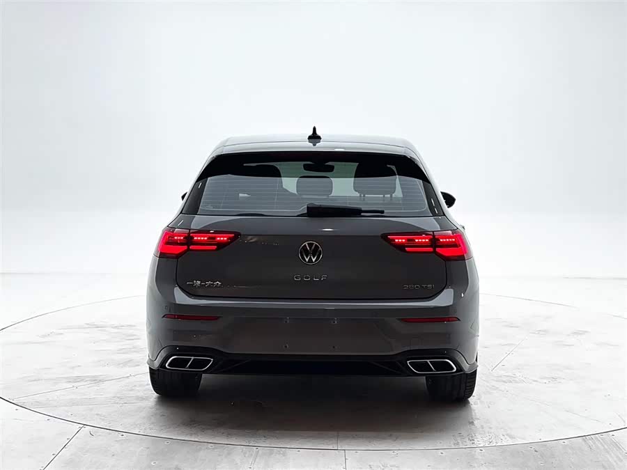 Volkswagen Golf 2021