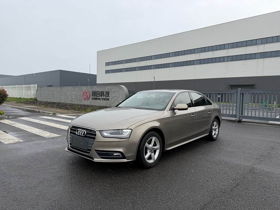 Audi A4L 2013