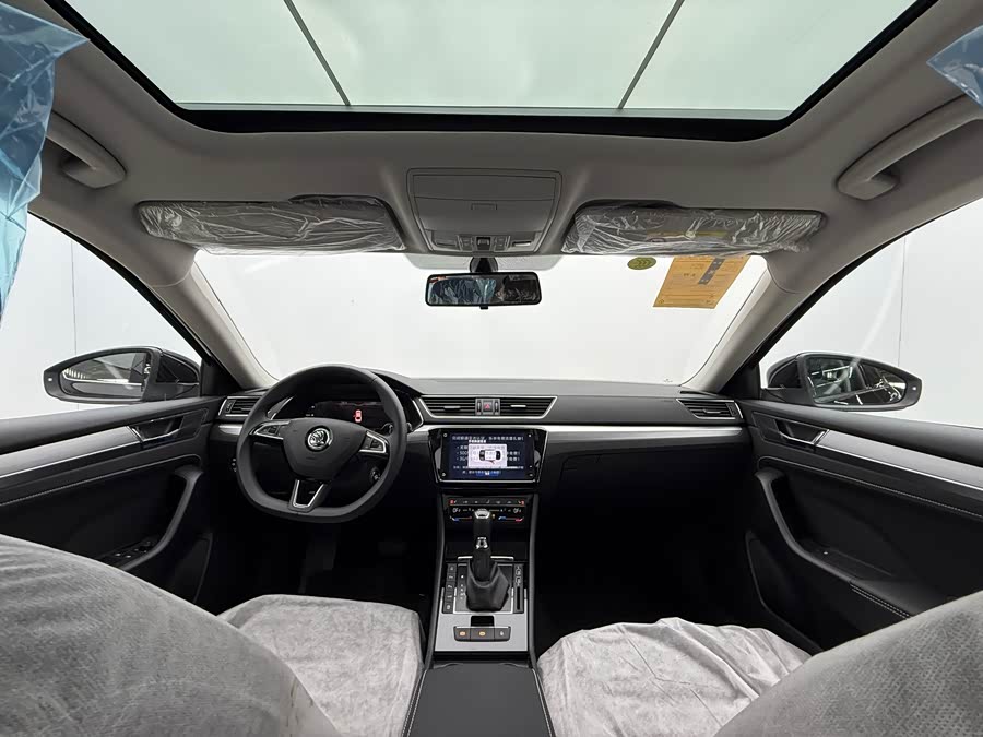 Skoda Speedy 2025 — фото 12