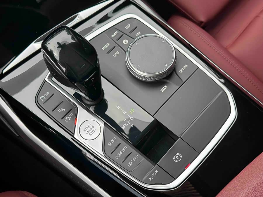 BMW 3 Series 2021 — фото 11