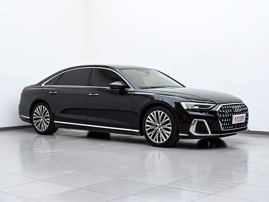 Audi A8 2024