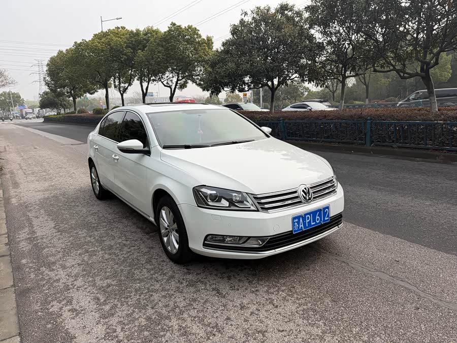 Volkswagen Magotan 2013