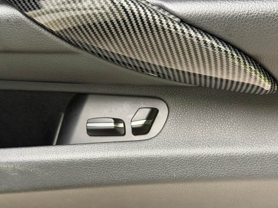 BMW 3 Series 2015 — фото 26
