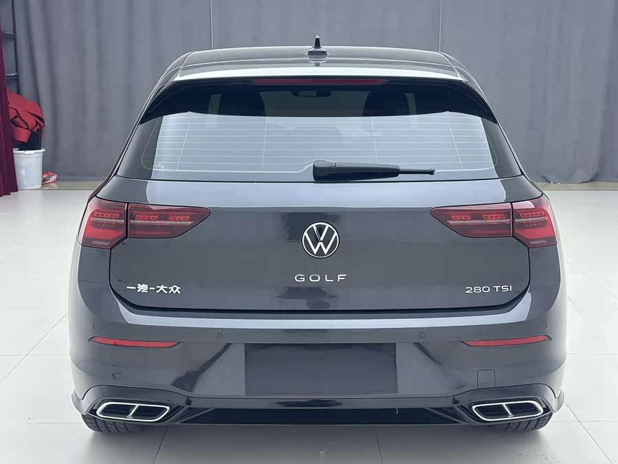 Volkswagen Golf 2021
