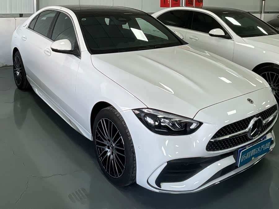 Mercedes-Benz C-Class 2025
