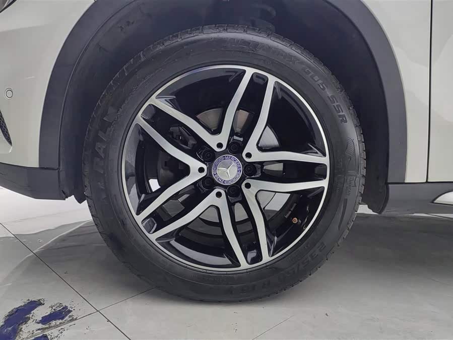 Mercedes-Benz GLA 2016