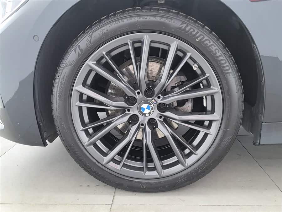 BMW 3 Series 2022 — фото 17