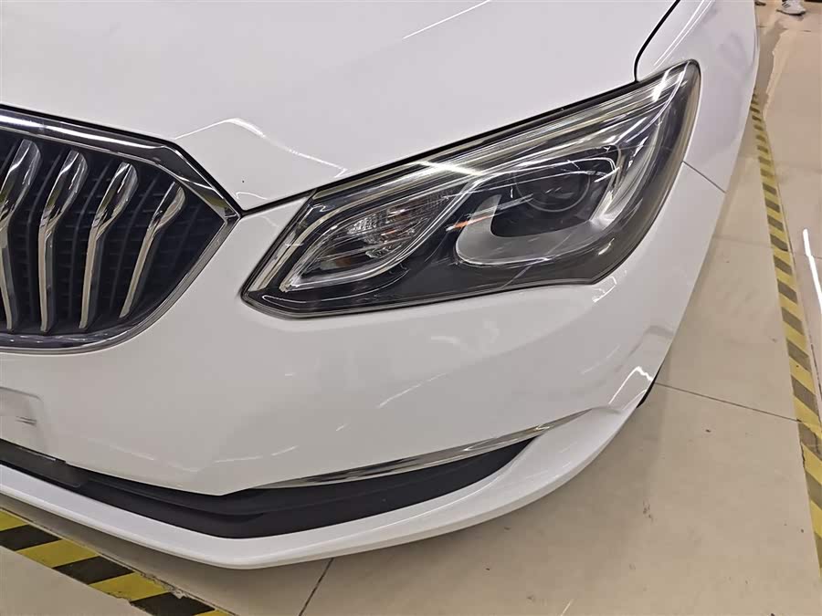Buick Excelle 2017 — фото 18