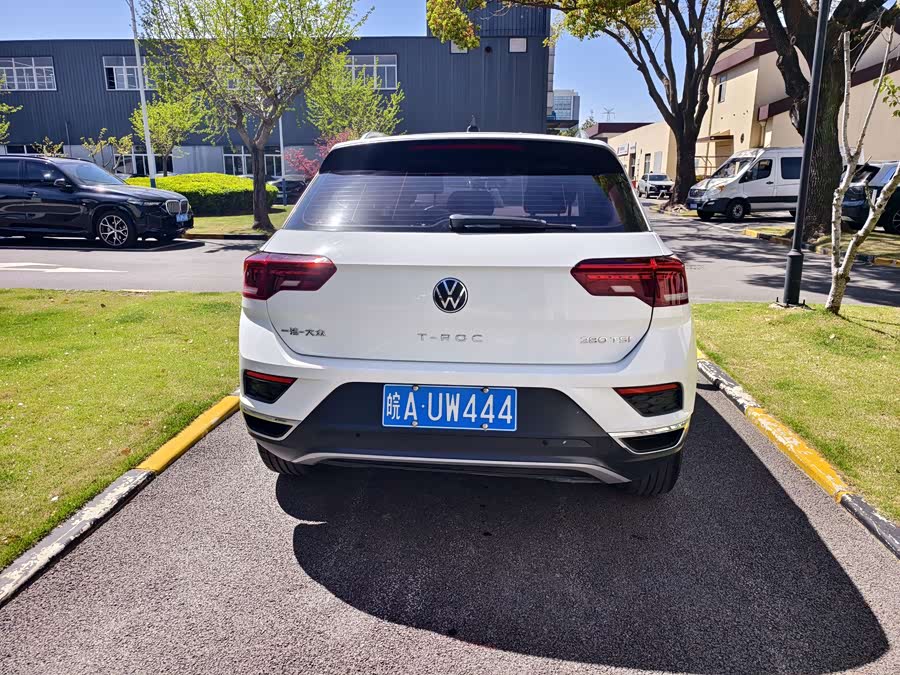 Volkswagen T-Roc 2022 — фото 8