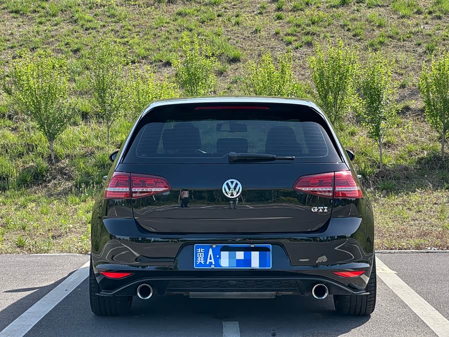 Volkswagen Golf GTI 2016 — фото 11