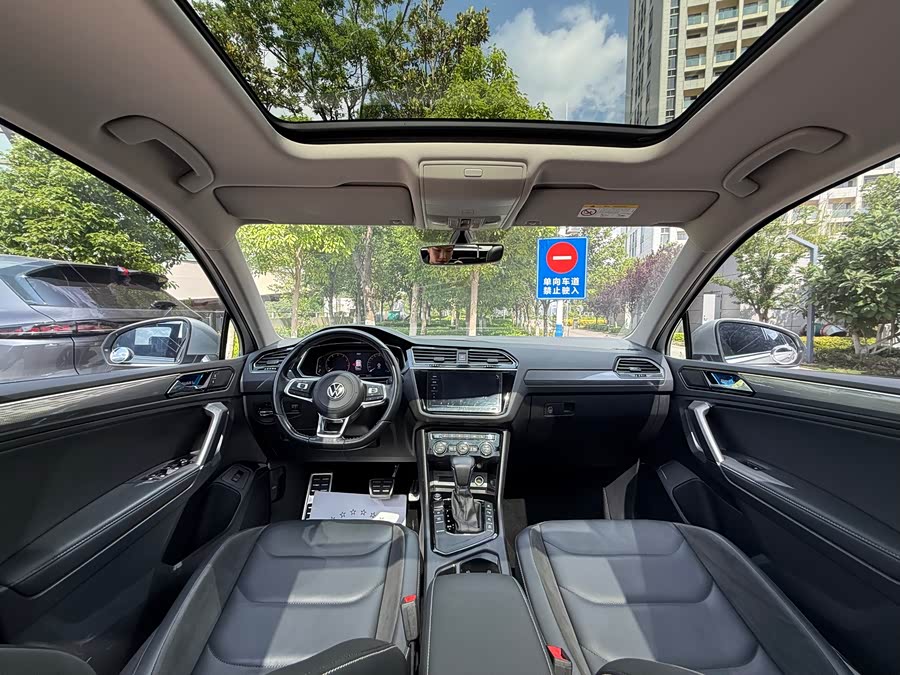 Volkswagen Tiguan L 2021