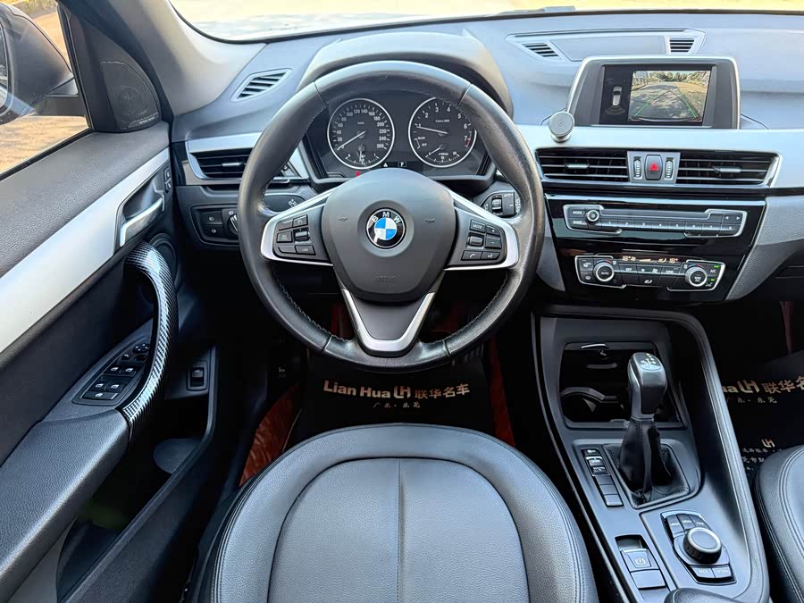 BMW X1 2018 — фото 15