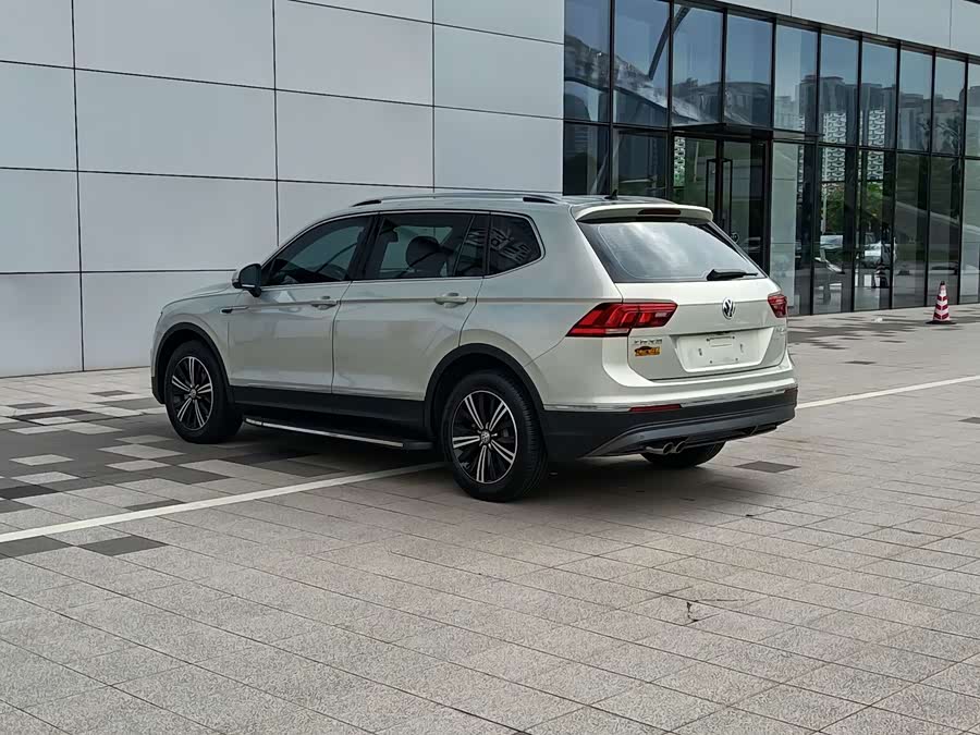 Volkswagen Tiguan L 2019
